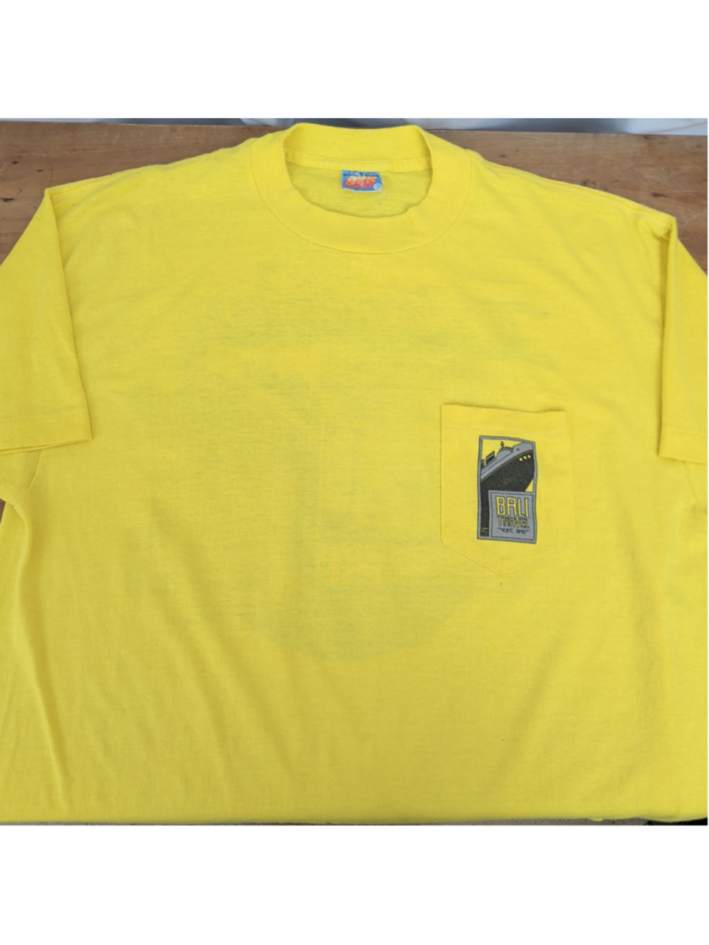 Vintage USA Made Bali Travel Pocket T-Shirt